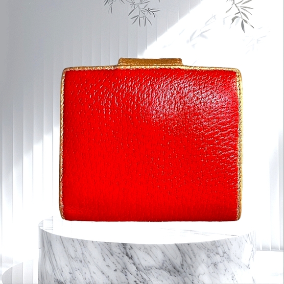 AU Elegant Timeless GUCCI VTG Red & Gold Leather Compact Wallet w/ Serial# EUC - Picture 4 of 16